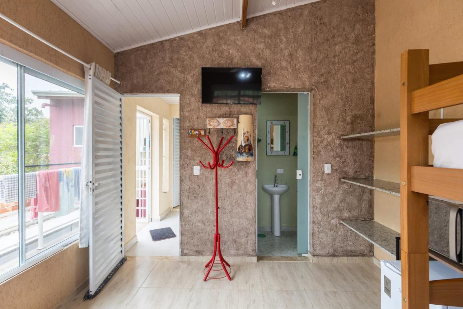 Hanaki Com Tv Lcd Streaming, Frigobar E Microondas Hospedagem domiciliar *